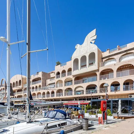 아파트 Port De La Gavine I-1 By Interhome